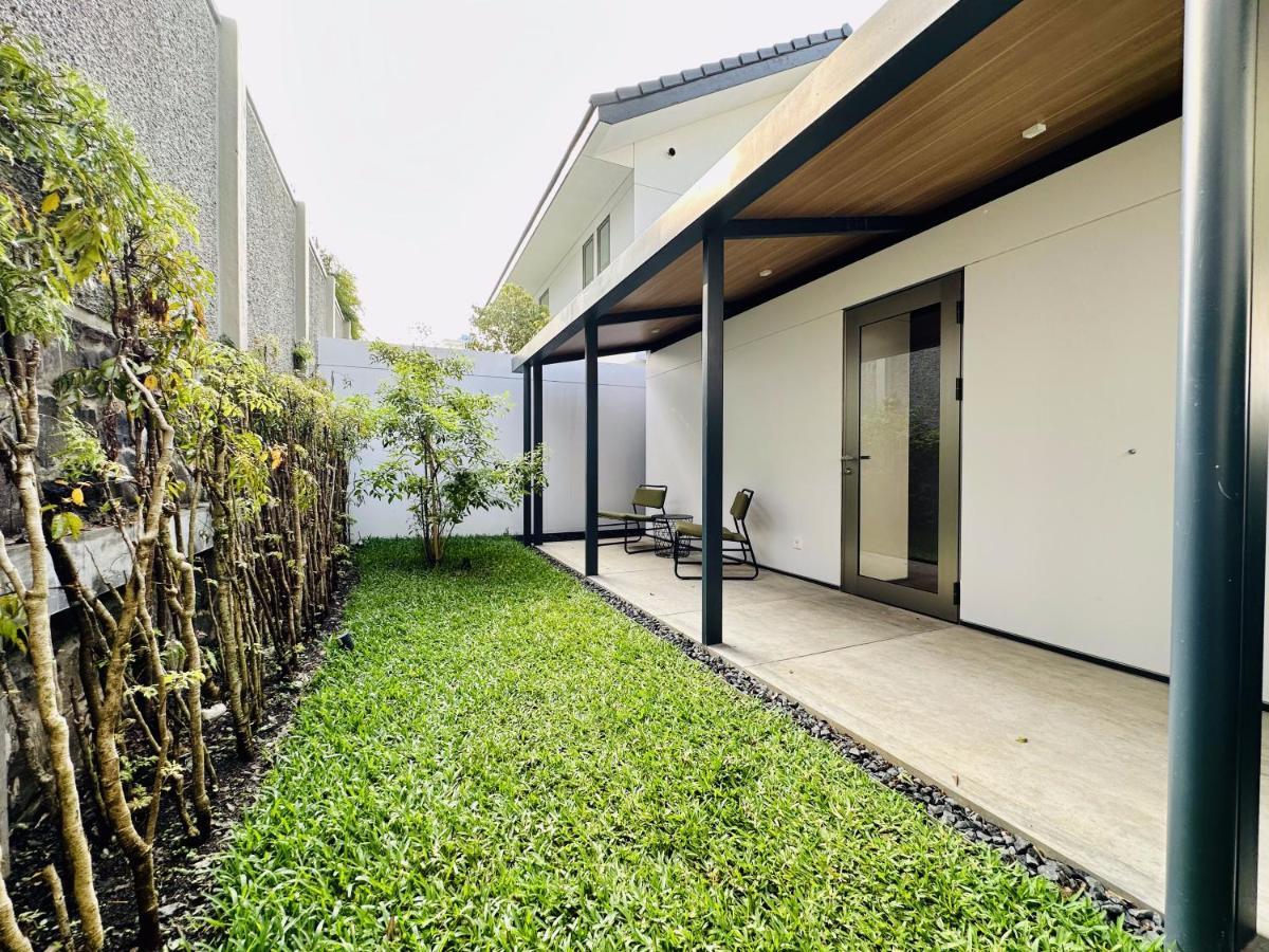 Bungalow Homes Bandung Exterior photo